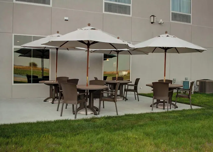 Cobblestone Hotel And Suites - Jefferson